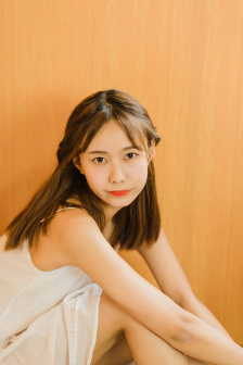 箱中女在线